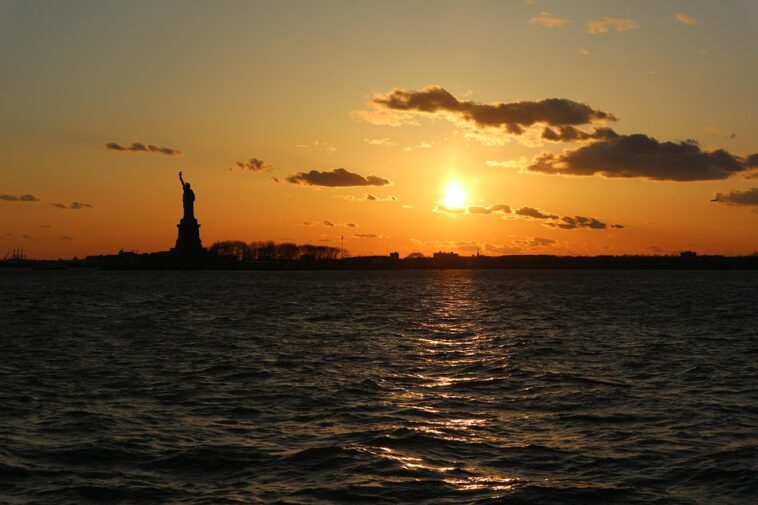 Breaking: New Immigration Policy Sparks Hope and Anxiety Across America Today